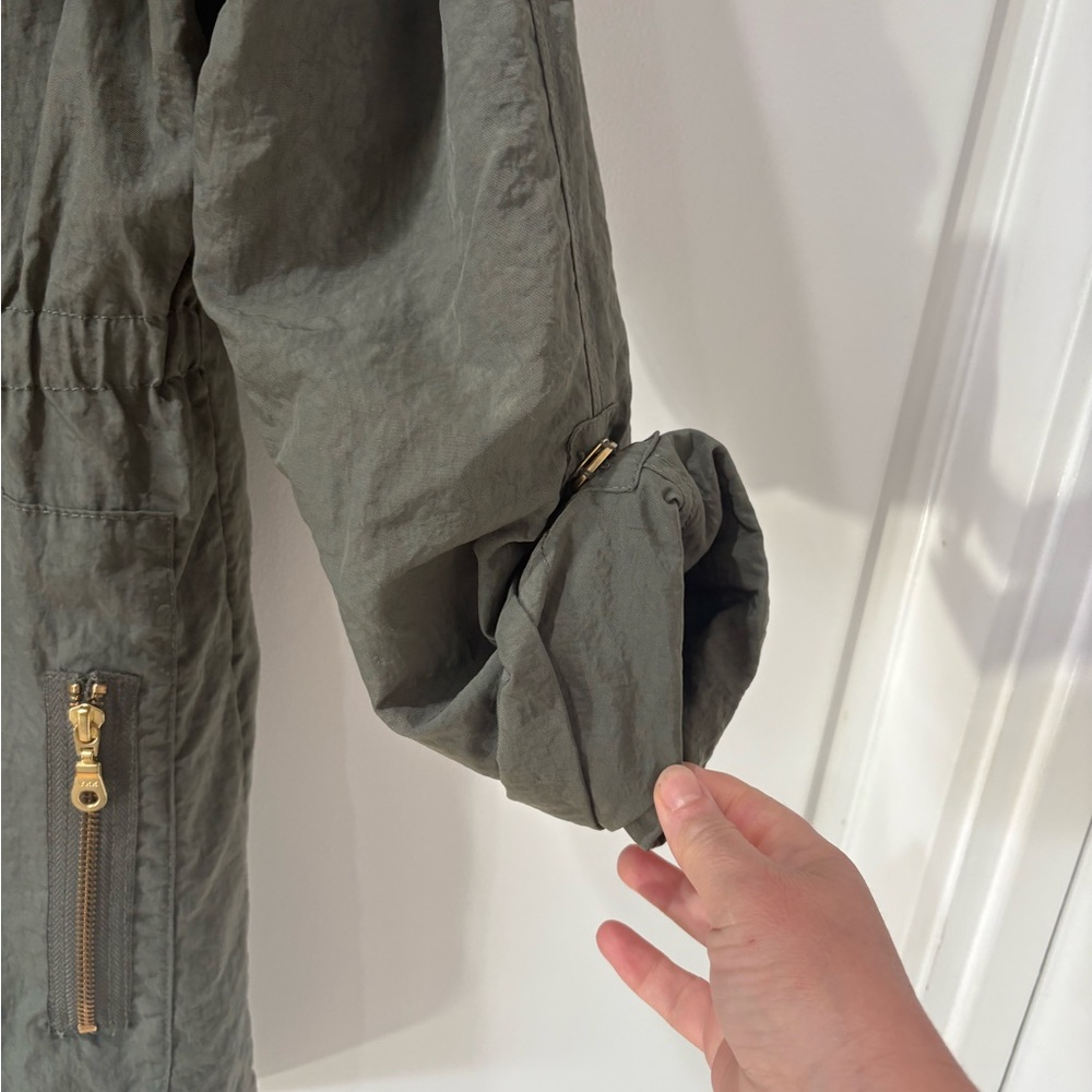 Tart Collections Utility Jacket in Army Green - Picture 2 of 10
